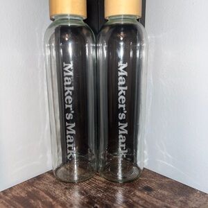 NEW Maker’s Mark 25 oz Glass Water Bottles – Set of 2